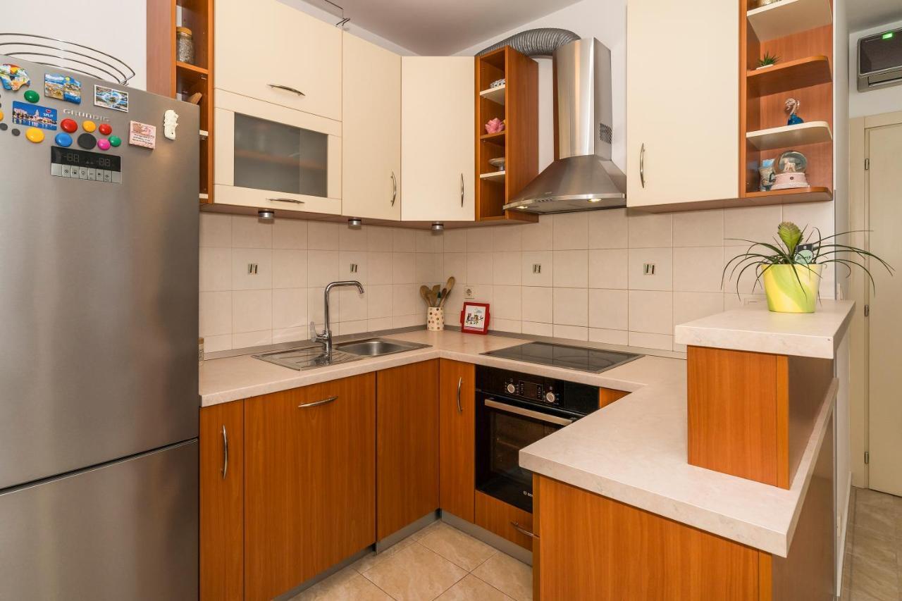 Luxury 1 Bedroom App Center&Balcony Free Parking Split Extérieur photo